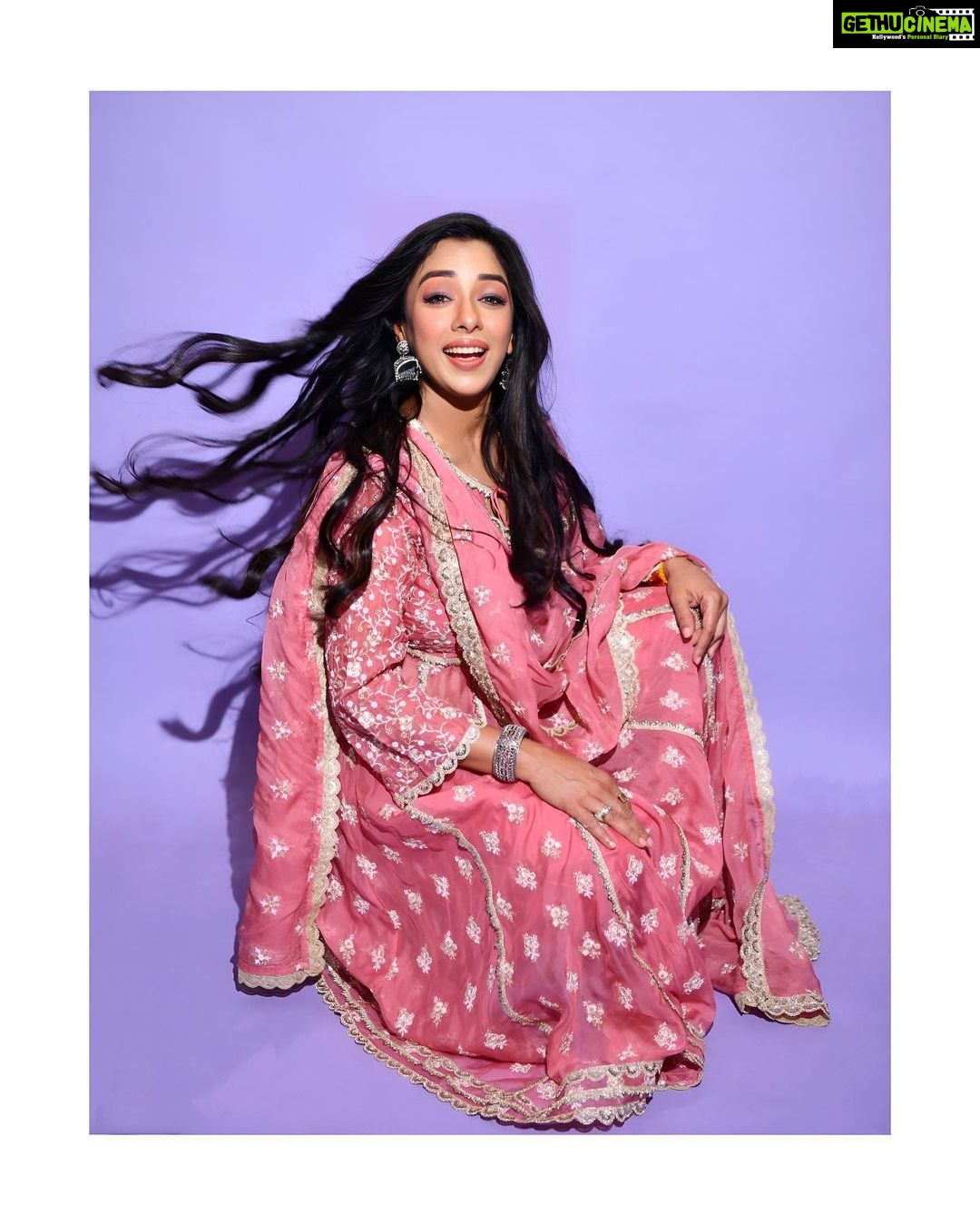Rupali Ganguly Instagram - Pretty in Pink 💕 . . . #instagood #pink #anupamaa #rupaliganguly #wednesday #jaimatadi #jaimahakal