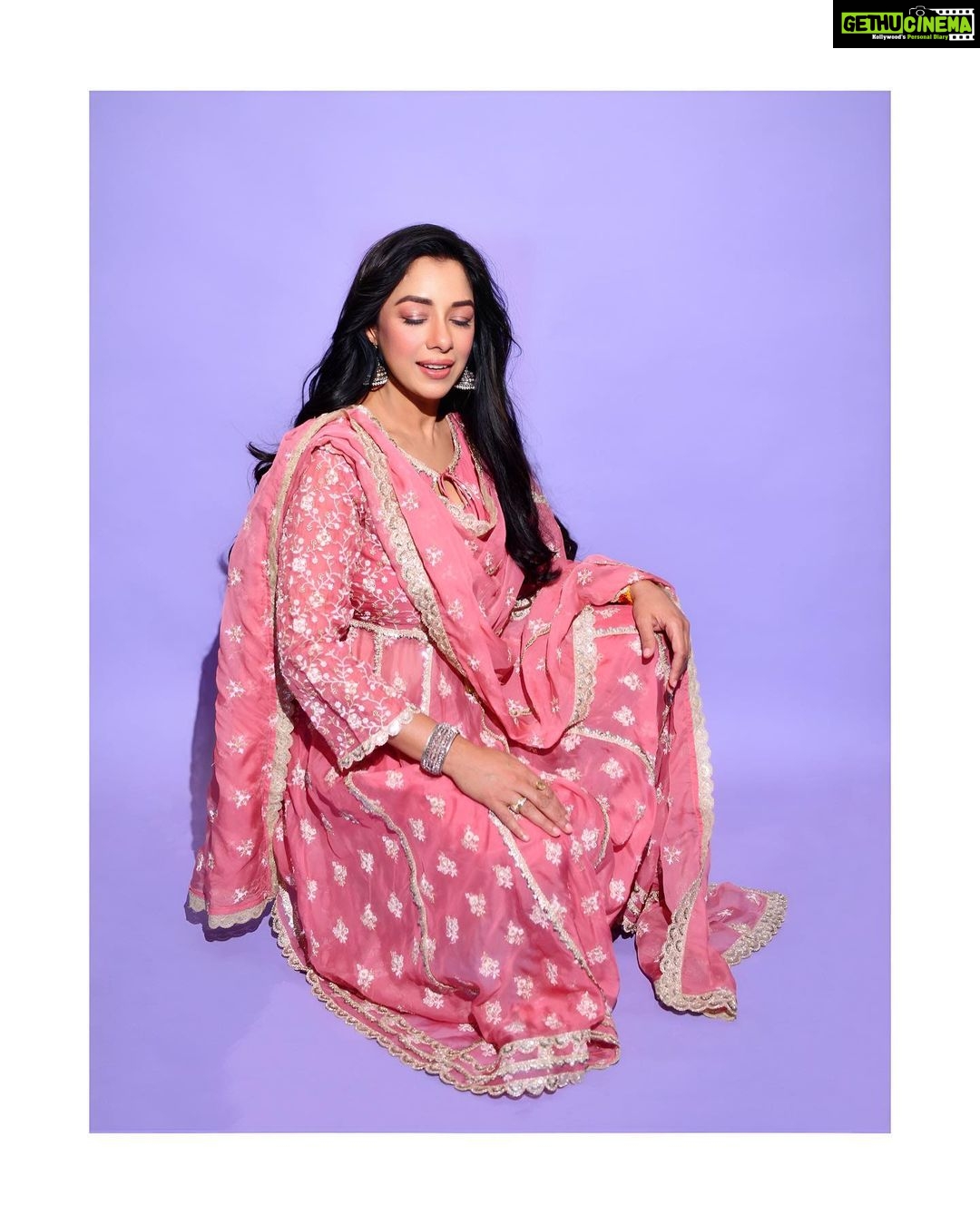 Rupali Ganguly Instagram - Pretty in Pink 💕 . . . #instagood #pink #anupamaa #rupaliganguly #wednesday #jaimatadi #jaimahakal