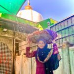 Saba Khan Instagram - Garib Nawaz ❤️ Ramzan Mubarak 🌙 . . #ajmersharif #ramdanmubarak Ajmer