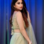 Saba Khan Instagram – Beauty is how you feel inside and it reflects in your eyes 🥰
.

Styled by – @fashionista__aisha 
Mua – @makeupbykainatshaikh 
📸 – @saifcreations 

.
#sabakhan #indianbeauty #indianoutfit #gratitude #love #peace #innerbeauty