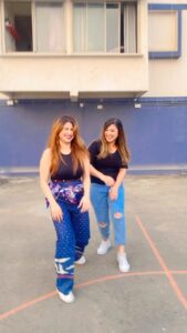 Saba Khan Instagram - Naiyo lagta — #blooper 😂🤣 . . #trending #reelsinstagram #instagram #reels #explorepage #engagement #trending #sabkhan #instadaily #instvairal #recent4recent