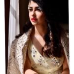 Saba Khan Instagram - Ishq ❤️ . . . #sabakhan
