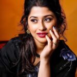 Saba Khan Instagram - Leave a little sparkle whenever you go 😘 . Outfit - @aachho Camera 📸- @photographyhsquare Mua - @lakme.academy.jaipur & @namitashaktawatmua Jewellery- @sardarniupdate . . #sabakhan
