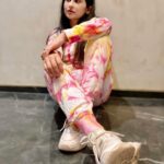 Saba Khan Instagram - The less you give a dam the happier you will be 😘 . . Outfit- @sallu_store_ . . #sabakhan #happiness