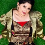 Saba Khan Instagram - Happy Diwali 🪔 . . Outfit - @niira_by_as . #sabakhan #diwali #happydiwali