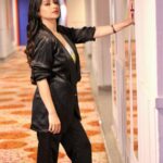 Saba Khan Instagram - If you are searching for that one person that will change your life, take a look in the mirror 🪞 . Outfit - @niira_by_as . . #sabakhan