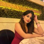 Saba Khan Instagram - Happy weekend 🫶🏻 . . #sabakhan