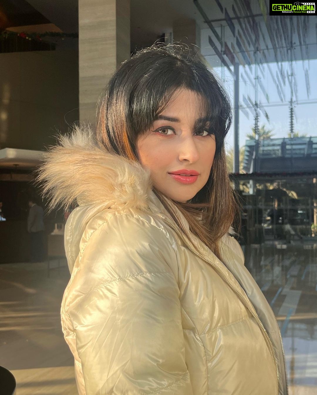 Saba Khan Instagram - Born to shine ✨ . . . #sabakhan The Westin Gurgaon, New Delhi