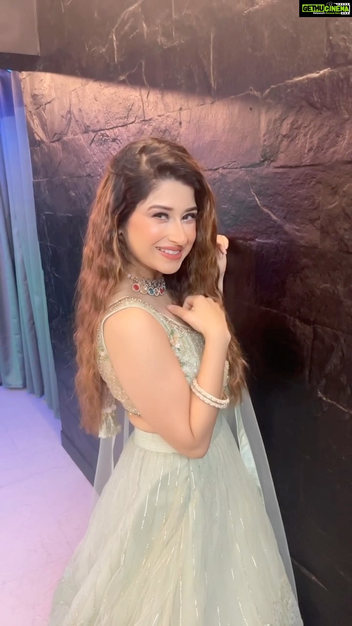 Saba Khan Instagram - ❤️ . . . . #sabakhan #trendingreels #viral #trends #trending