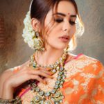Sana Sayyad Instagram - NAVRATRI:- DAY 7 featuring @sana_sayyad29 as the Modern Indian Goddess where she represents the color ORANGE 🧡 . Shoot Concept & Designed By:- @nehaadhvikmahajan @bridalsbynam . 💄MUA , Hair & Styling :- @nehaadhvikmahajan . 🥻Saree :- @kankatala_ . 💍Jewelery :- @pooja_diamond . 🎥:- @abhay_r_kirti . Makeup :- @maybelline . Managed By :- @allboutcommunication . #sanasayyad #makeup #ootd #nehaadhvikmahajan #makeupbyme💄 #nammakeovers #bride #to #be #bridal #look #bridalmakeupartist #destinationweddingmakeupartist #weddingmakeup #hair #hairstyling #nammakeovers #bollywood #television #makeupartist #mumbai #traveller #all #over #the #globe