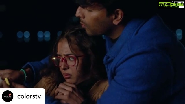 Sana Sayyad Instagram - Khwabon Ki Duniya Mukammal Kahan Hai Jeene Ki Khwahish Mein Marna Yahan Hai Manzil Yehi Hai, Yehi Karwan Hai Jeene Ki Khwahish Mein Marna Yahan Hai Posted @withregram • @colorstv Khatre ke beech, ubhar raha hai #SeHan ka pyaar. Kya yeh mulakaat le jaayegi Sejal ko apne maqsad ke qareeb? Dekhiye #SpyBahu, every Mon-Fri raat 9 baje, sirf #Colors par and anytime on @voot. @sana_sayyad29 @sehban_azim