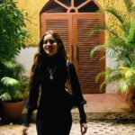 Sana Sayyad Instagram – Everything’s blurry but the feelings are real 😁