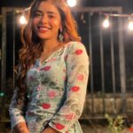 Sana Sayyad Instagram - looking at the bright side of things 📸 @mohitmalik1113