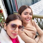 Sana Sayyad Instagram - Sanupie 💖💖💖 . . . #nehaadhvikmahajan #sanasayyad #turkey #istanbul🇹🇷 #vacation #diaries Kusadası