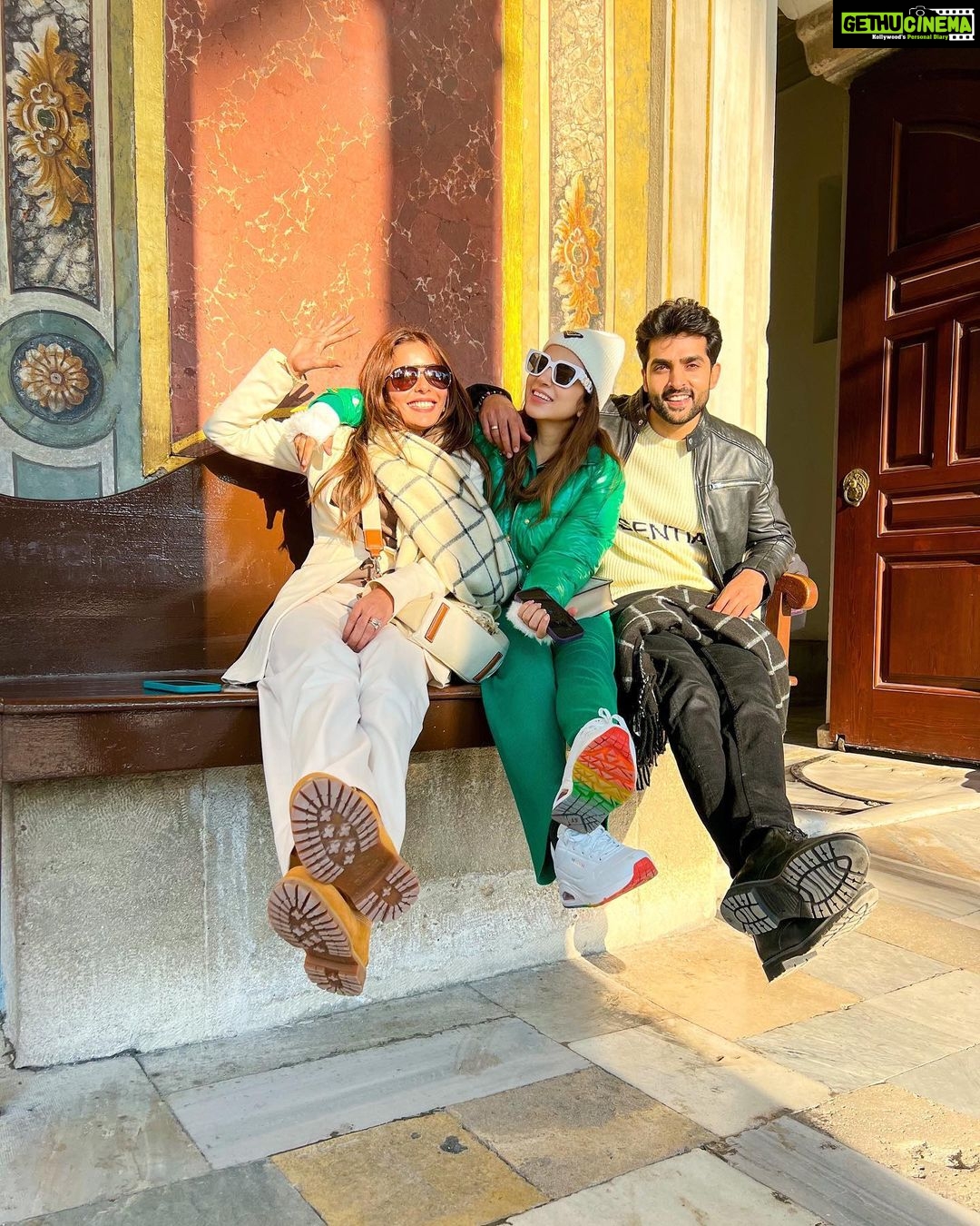 Sana Sayyad Instagram - Just Us Chilling Together ♥️♥️ . . . . . 👗:- @wanderlustbysahiba . #turkey🇹🇷 #istanbul #diaries #nehaadhvikmahajan #adhvikmahajan #sanasayyad #imaadshamsi İstanbul Turkey