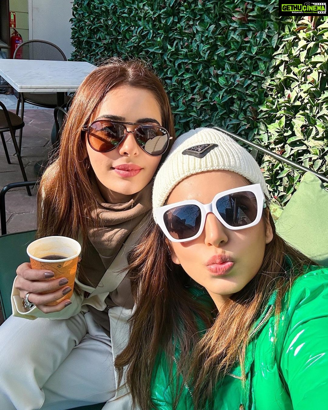 Sana Sayyad Instagram - Just Us Chilling Together ♥️♥️ . . . . . 👗:- @wanderlustbysahiba . #turkey🇹🇷 #istanbul #diaries #nehaadhvikmahajan #adhvikmahajan #sanasayyad #imaadshamsi İstanbul Turkey