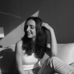 Sanaya Irani Instagram - Just that Sunday kinda mood 😌. Clicked by @ravii_dixit