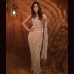 Sanaya Irani Instagram - Diwali ready 🪔. Happy choti diwali everyone 😊😊. Clicked by @ravii_dixit Hair @shab_qureshi786 wearing @houseofneetalulla and @allthatglitters.jewellery X @theboltpr Styled by @ananyaarora2013 Assisted by @mahekagandhi_16