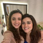 Sanaya Irani Instagram - Happy bday you beautiful soul @iridhidogra 🤗🤗😘😘. Breathe, manifest,hustle and it will all fall in place. Here’s wishing all your dreams come true my friend. Love you 😘😘❤️.