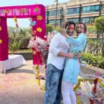 Sanaya Irani Instagram - Happy Holi everyone 😃😃😃. @itsmohitsehgal @sakshi0801 @iakshaydogra @iridhidogra @hegdeg @meiyangchang @additemalik @mohitmalik1113 @lata_sreedhar.