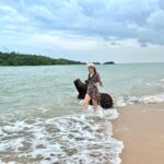Sanaya Irani Instagram - 🏝️ 🌊🥰.