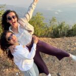 Sanaya Irani Instagram - Happy Birthday babyyyyyy @dhamidrashti. My partner in everything crazy, I love you so much ❤️❤️❤️. May your beautiful heart get everything it desires 😘😘. P.S. showcasing our multiple failed attempts at the balloon challenge. Final attempt coming soon 😉.