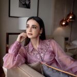 Sanaya Irani Instagram - Just wondering when COVID will leave us alone and 2022 really begin 😷😷. Clicked by @ravii_dixit Make up @malcolm_m_fernandes Hair @shab_qureshi786