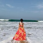 Sanaya Irani Instagram - Sometimes in the waves 🌊 of change we find our true direction. #sundayvibes 📸 @itsmohitsehgal
