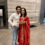 Sanaya Irani Instagram - And it was a very Happy Karwachauth. Hope all you wonderful ladies had a good one 😊😊. @itsmohitsehgal