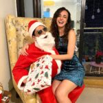 Sanaya Irani Instagram - Looks like this year Santa 🎅 gave me 3 million hearts to cherish. Thank you for all the love ❤️❤️. Always grateful 🙏. #3million