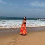 Sanaya Irani Instagram - Sometimes in the waves 🌊 of change we find our true direction. #sundayvibes 📸 @itsmohitsehgal
