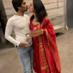 Sanaya Irani Instagram - And it was a very Happy Karwachauth. Hope all you wonderful ladies had a good one 😊😊. @itsmohitsehgal