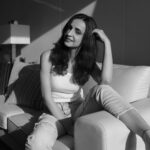 Sanaya Irani Instagram - Just that Sunday kinda mood 😌. Clicked by @ravii_dixit
