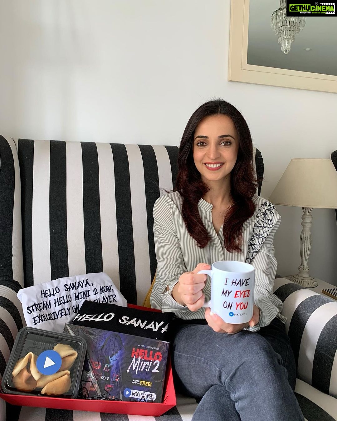Sanaya Irani Instagram - Caught in the midst of the Stranger and his plans, let's see what #mini is upto in #hellomini2 only on @mxplayer .