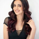 Sanaya Irani Instagram - There is a shade of red for every woman. I choose mine from the beautiful Red Cherie shades by @lorealpro Thanks to @vaishakhi_haria @vipulchudasamaofficial & @shwetasahni.pro it came out just the way I wanted it! 🥰 It's time you guys choose your Red Cherie shade and get a fabulous makeover done! You will surely love it!! ❤️ #lorealprofindia #redcherie @lorealpro @lorealpro_education_india