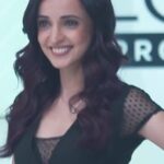 Sanaya Irani Instagram – Waited long to show you guys this one! Revealing the latest hair color trend of 2021 – Red Cherie by @lorealpro. ❤️
The shades are fabulous! I love my hair color! @lorealpro is truly a hair trend setter! If you are looking for a change, you must definitely try out the Red Cherie hair colour shades! 
The launch included some exciting games and chat session with @vaishakhi_haria @vipulchudasamaofficial & @shwetasahni.pro
We even had a fun rampwalk to end the launch. 😍

You guys need to try out this hair trend and hop onto the trend 😋

Makeup by @venusferreira

#lorealprofindia #redcherie @lorealpro @lorealpro_education_india