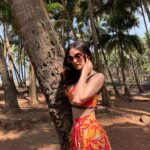 Sanaya Irani Instagram - When @itsmohitsehgal insists on taking my pictures when it is 38 degrees outside, because he wanted to play with shadows. Good job baby I love the pics 😍😍. Outfit @laglitsbychhavi @dinky_nirh