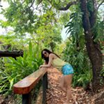 Sanaya Irani Instagram - Into the Wild @caboserai 🌳 🌳. 📸 by @itsmohitsehgal ❤️❤️ #naturelovers #natureretreat #ecofriendly #organicliving.