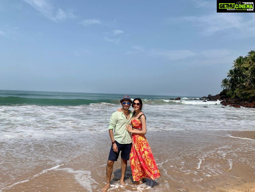 Sanaya Irani Instagram - Throwback to this scenic breakfast @caboserai. This was a different Goa experience altogether ❤️❤️. @itsmohitsehgal 😘😘