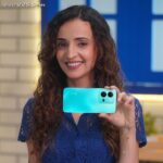 Sanaya Irani Instagram – The new #vivoV25Series is the touch of Delight you need to embrace the Magic of Festivities.
Avail exciting offers this festive season.
Head over to @vivo_india to know more.
#vivoBigJoyDiwali