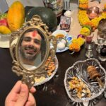 Sanaya Irani Instagram - Navroze Mubarak from us to you 🔥 🕯😊😊. #chiefiranisehgal we miss you so much, our family will never be complete without you. Love you forever ❤️❤️. Gus misses you chief during lunch time 😢😘❤️ #gusiranisehgal #navrozmubarak #parsinewyear