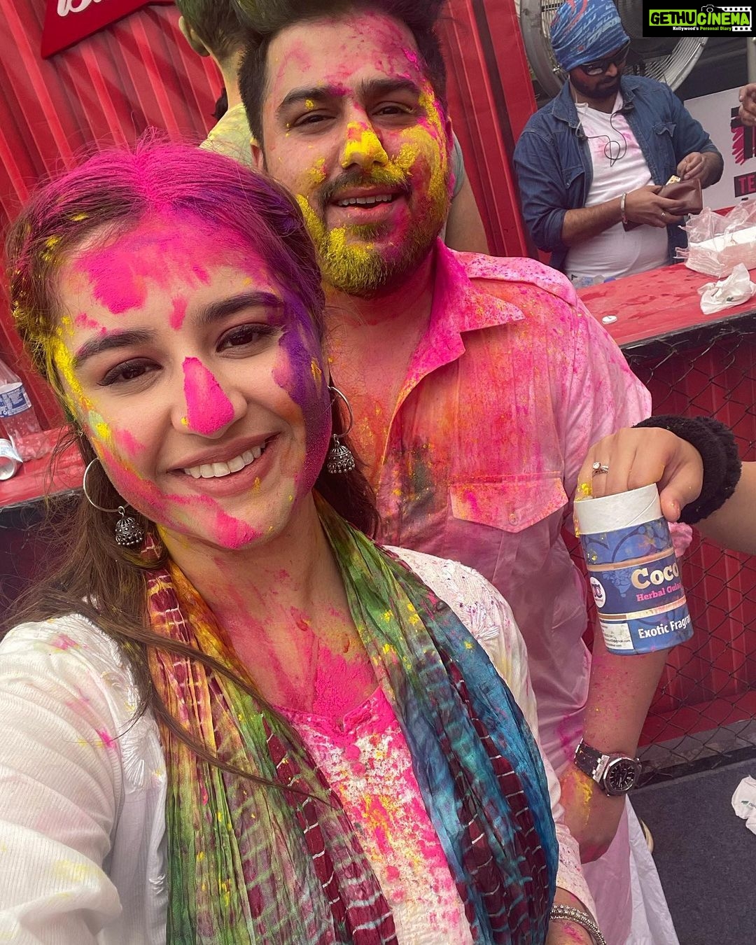 Sanaya Pithawalla Instagram - Bura na Mano holi hain ๐๐๐งก๐๐