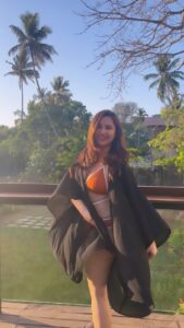 Sanaya Pithawalla Instagram - Khwaabon ke parindey ♥️ Wearing @sandswim_ 👙