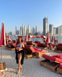 Sanaya Pithawalla Instagram - Last beach day in DXB done 🏖️