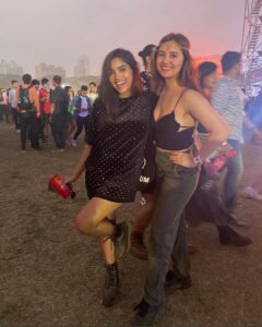 Sanaya Pithawalla Instagram - 29.1.2023 , this day will always be remembered 🤌🏼
Dreamt of this day and it finally came true 🥺got to see my favourite band perform live in my city ❤️
The band that has been always on the top of my playlist ! 
#ciggarettesaftersex you were nothing less than a beautiful dream 😍