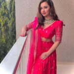 Sanaya Pithawalla Instagram - In the pink of health 😛 Outfit designed by me 😁 Jewellery @fashionjewellery_21 Styled by @styling.your.soul Jewellery PR @socialpinnaclepr