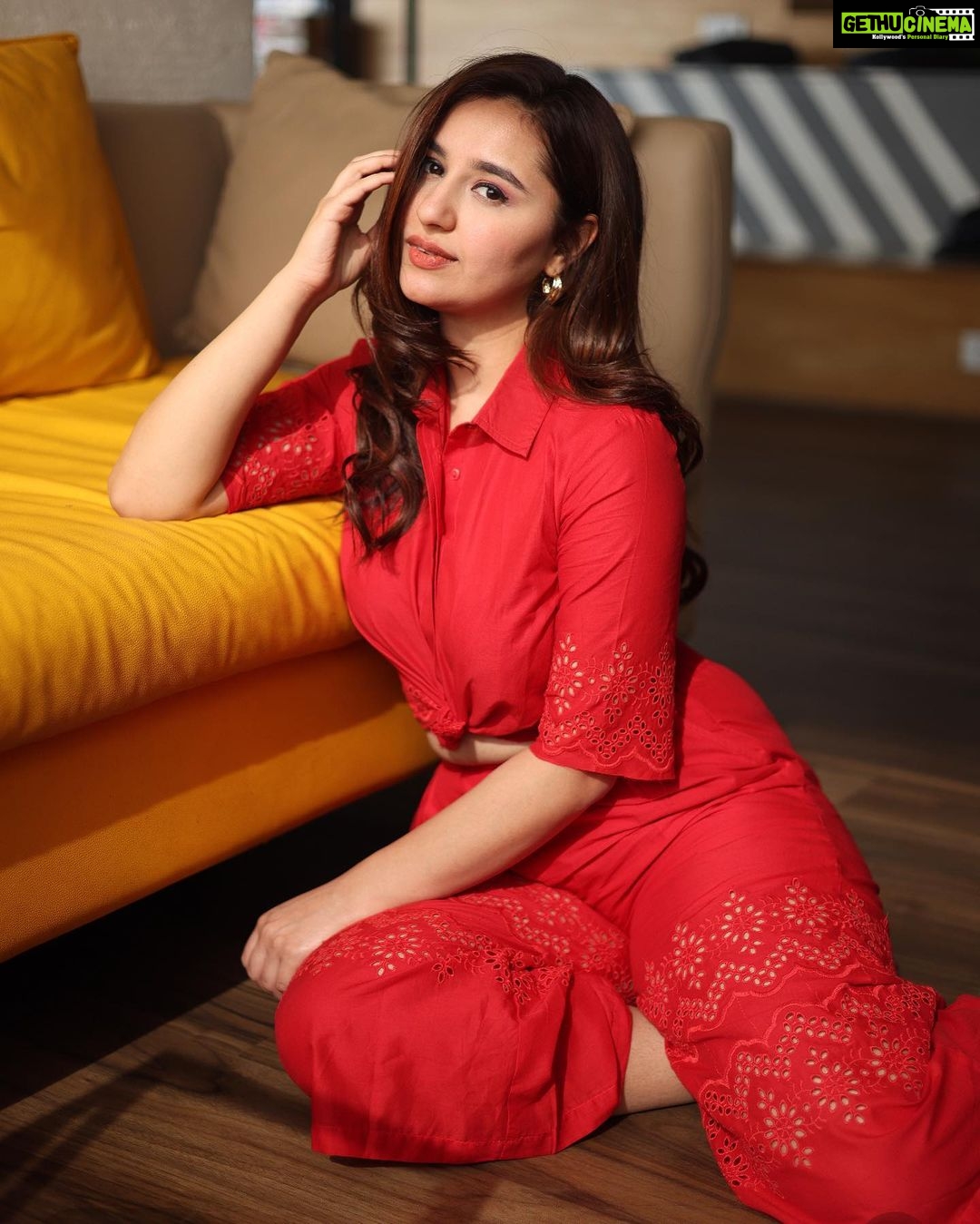 Sanaya Pithawalla Instagram - I really like your body… 🥰