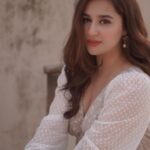Sanaya Pithawalla Instagram - That girl is so dangerous 🤭