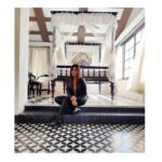 Sandipta Sen Instagram - As we enter 2023 and our lives become more and more centred around the internet , don't lose touch with the world outside ! 🌴 Two memorable days spent at Anushka Garden and Resort @anushkagnr with my family ❤️ . It definitely fits the bill for your perfect magical winter gateway ! ❣️ Here, nature and comfort meet , creating a unique experience of pleasure and relaxation . Besides , the hospitality and food were truly amazing . Special thanks to Manager Rahaman and Chef Narayan Debnath for the same ❣️ Glad to spend these wonderful days in this lovely ambience ! ❣️