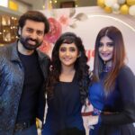 Sandipta Sen Instagram - Aschi Ami r Ankush "Mithai" er Barite😍 AAJ.. 5th of Jan.. Shikarpur er golpo shonate 😍 dakha hoche tahole🤗 My👗@rabhisek❤️ @ankush.official @zee5_bangla @zeebanglaofficial @officialshadowfilms @nirjhar.m